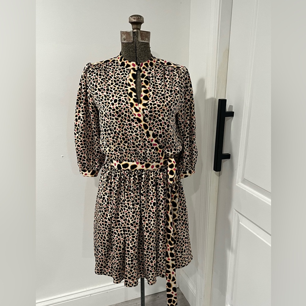 Diane Von Furstenberg DVF Abel Silk Wrap Dress Leopard Puff Sleeve Retro Sz 2